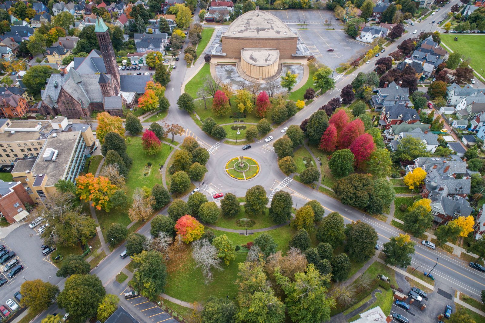 A Closer Look: In Kleinhans Music Hall, architecture that suggests music